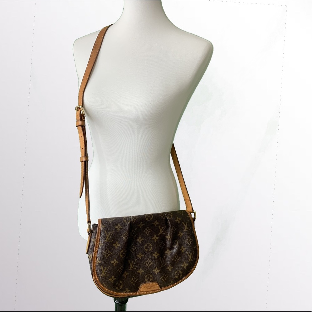 **SOLD**Louis Vuitton Menilmontant PM - Picture 3 of 8